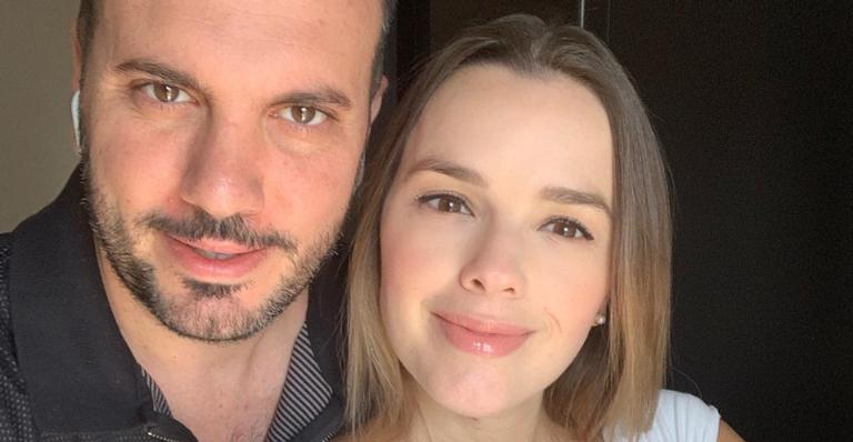 Thaeme Mariôto celebra seis anos de casamento com Fábio Elias: ”Obrigada por ser meu parceiro”