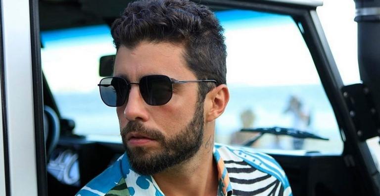 Pedro Scooby revela vontade de morar com os filhos e convite para o BBB: ”Verdade”