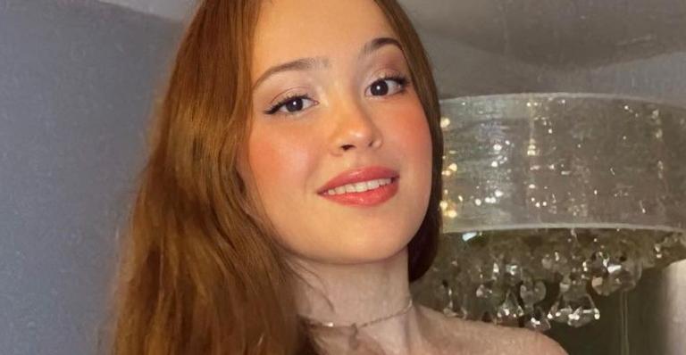 Inspirada em Larissa Manoela, Ágatha, atriz mirim de A Força do Querer, anuncia carreira de cantora