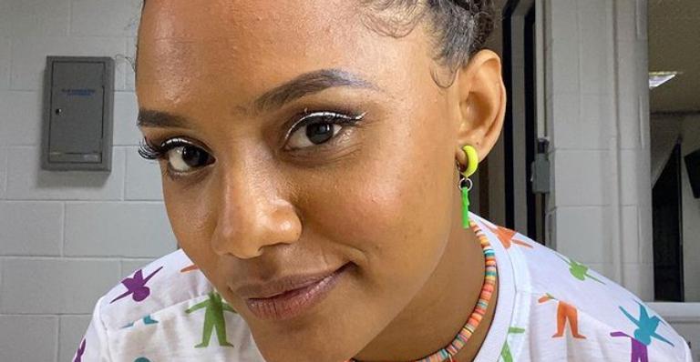 Jessica Ellen muda completamente seu visual e chama atenção da web: ”Está perfeita!”