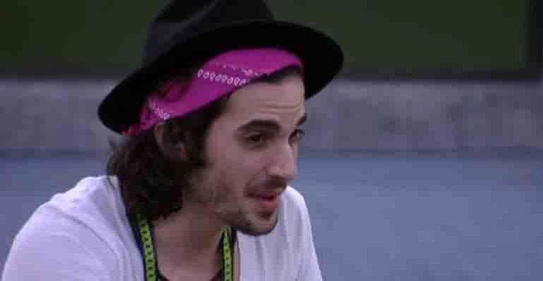 BBB21: Fiuk surpreende e revela medo de se envolver: ”Não quero”
