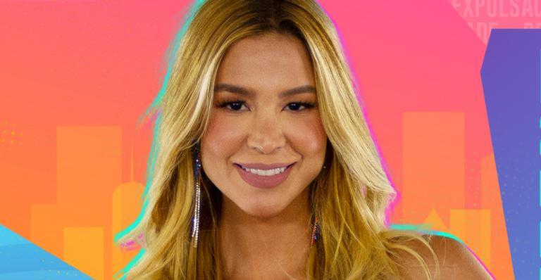 BBB21: Kerline reclama do frio da casa e mostra seio ao trocar de roupa