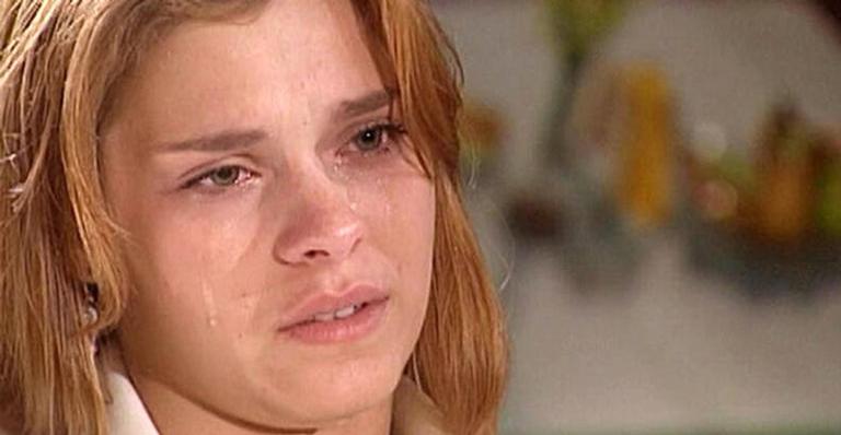 Grávida, Camila tem sinais de grave doença na novela ‘Laços de Família’