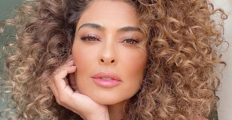 Juliana Paes ostenta barriga trincada em biquíni diferentão e deixa web babando: ”Gata”
