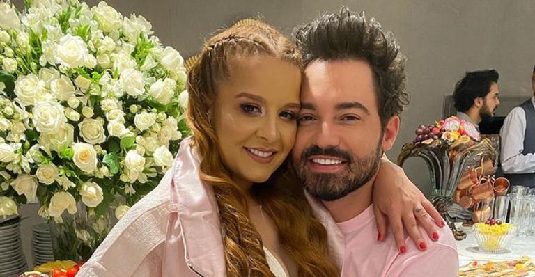 Maiara e Fernando Zor posam em Dubai: ”Chegamos”