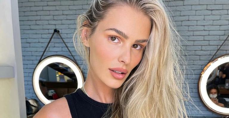 Yasmin Brunet ostenta carão e arranca suspiros dos fãs: ”Musa inspiradora”