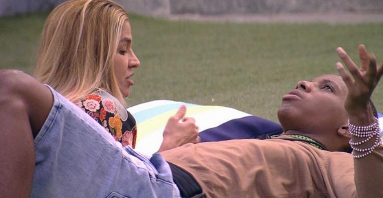 BBB21: Lucas conversa com Kerline e dispara: ”Você é dissimulada”