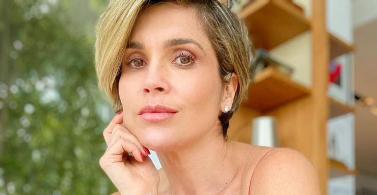Flávia Alessandra surge em banheira ao ar livre e arranca elogios dos seguidores: ”Plena”