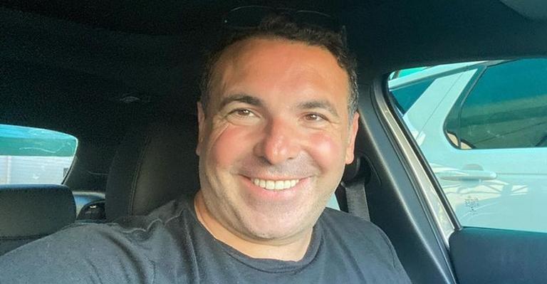 Reinaldo Gottino completa 15 anos de casamento: ”Tirei a sorte grande”