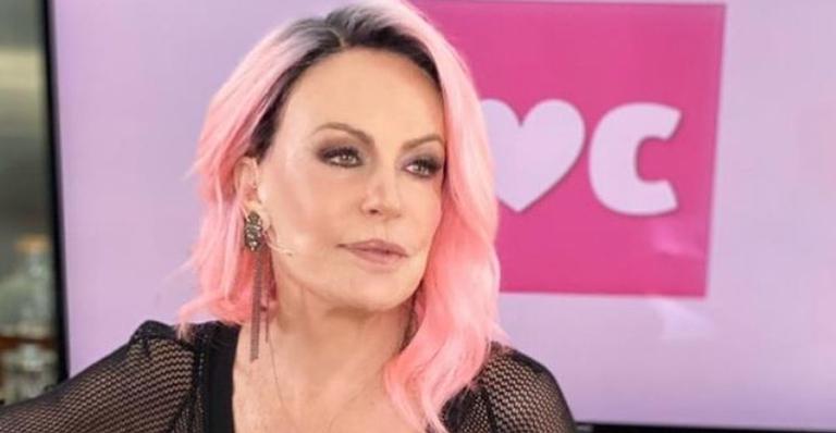Ana Maria Braga arranca elogios dos fãs com cliques encantadores: ”Perfeita”