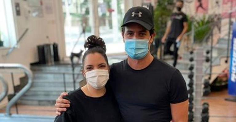 Após fim do casamento, Alexandre Negrão volta a treinar com personal: ”Humildade”