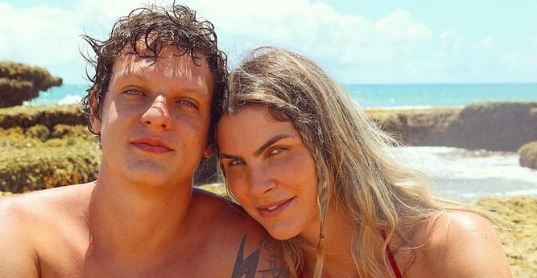 Julia Faria comemora aniversário do noivo, Guto Cavanha: ”Meu companheiro”