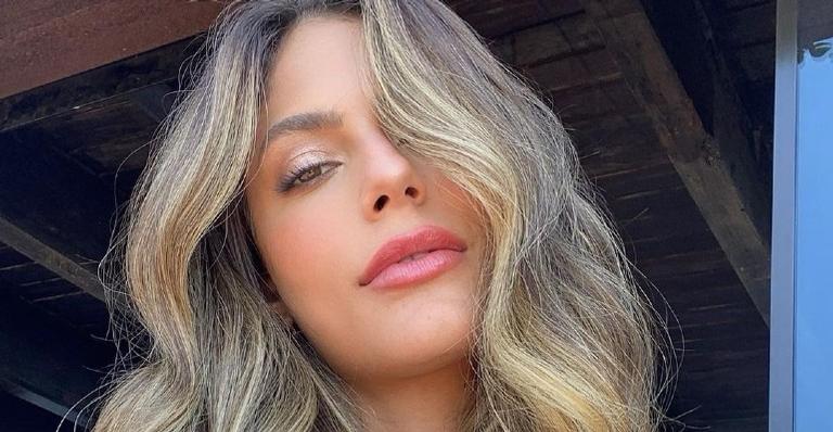 Mari Gonzalez publica sequência de fotos hilárias e web dispara: ”Autêntica”