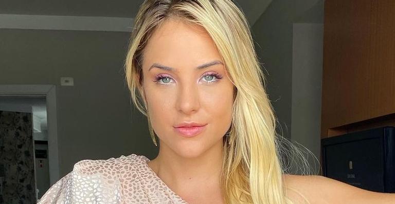 Gabi Martins puxa o biquíni fininho e deixa web babando em corpão impecável: ”Deusa!”