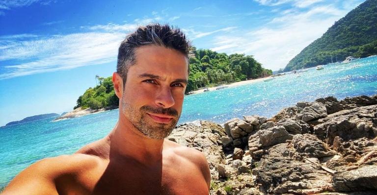 Luciano Amaral se interessa por participante do BBB21 e manda recado: ”Quando sair da casa”
