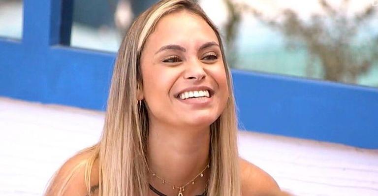 BBB 21: Sarah conquista 1 milhão de seguidores após sair em defesa de Lucas em jogo da discórdia