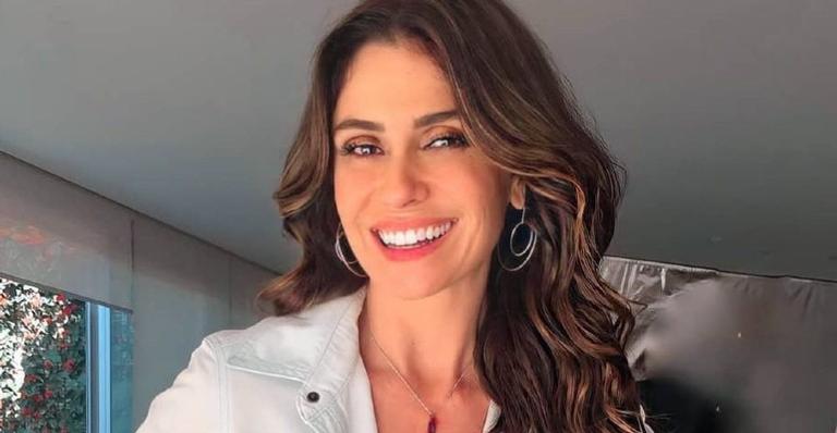 Giovanna Antonelli relembra clique na praia e lamenta: ”Saudade”