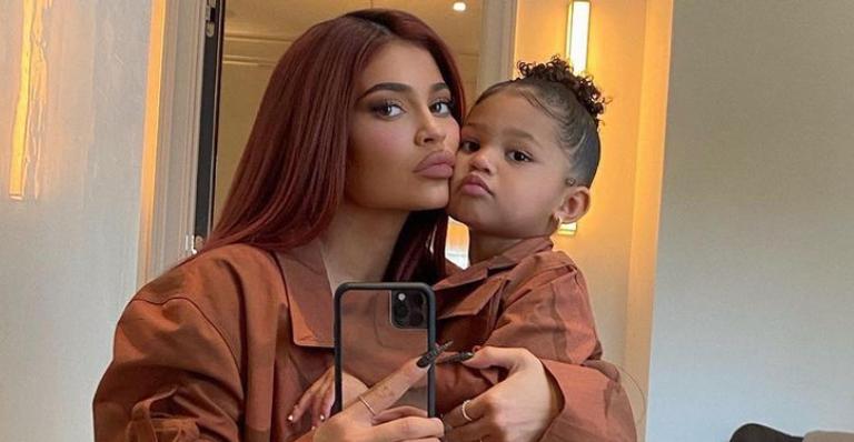Kylie Jenner mostra detalhes da festa de aniversário de três anos da filha, Stormi