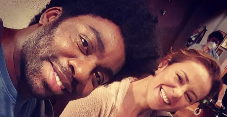Lázaro Ramos posta vídeo engraçado com Paolla Oliveira nos bastidores de novo filme