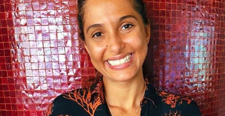Camila Pitanga exibe sua beleza natural ao posar sem make e fãs elogiam: ”Como é linda!”