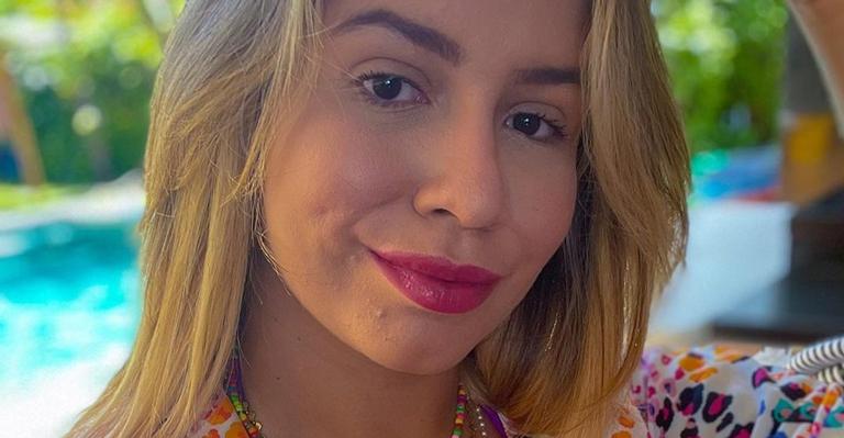 Marília Mendonça comenta insistência de Karol Conká em Arcrebiano