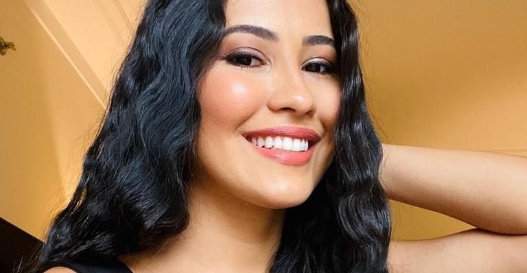 Após primeiro beijo no BBB21, Thaynara OG dispara: ”Meu cabelo tem mais química”