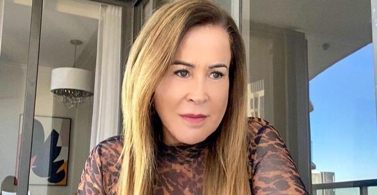 Aos 62 anos, Zilu Godoi rouba a cena em clique de biquíni e fãs babam: ”Um corpo desse”