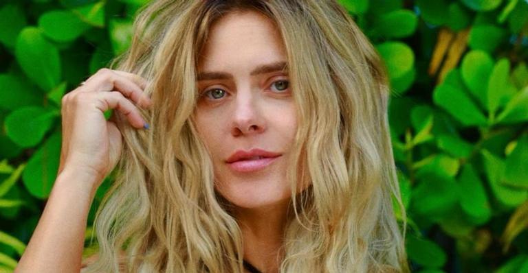 Carolina Dieckmann emociona a web ao relembrar cena de ‘Laços de Família’