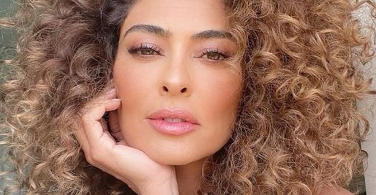 Juliana Paes surge deslumbrante em meio a cenário urbano e fãs elogiam: ”Perfeita”