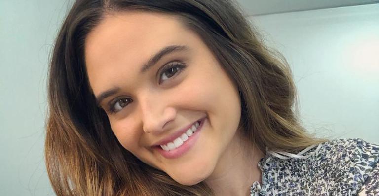 Avós de Juliana Paiva são vacinados contra o Covid-19 e atriz comemora: ”Que emoção”