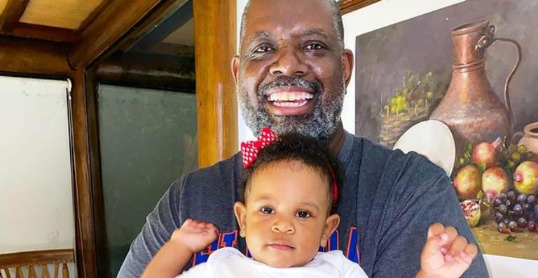 Péricles relembra clique antigo da filha e se derrete: ”Amor incondicional!”