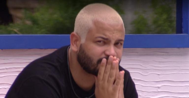 BBB21: Projota se emociona no dia do aniversário de um ano da filha, Marieva