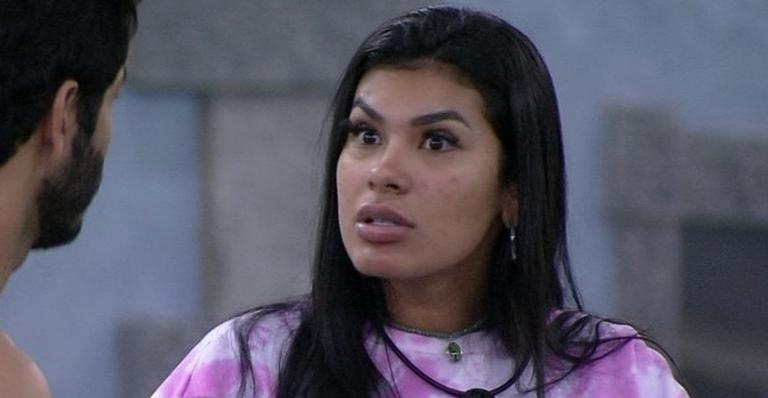 BBB21: Pocah rebate Sarah e fica nervosa ao ser chamada de influenciável