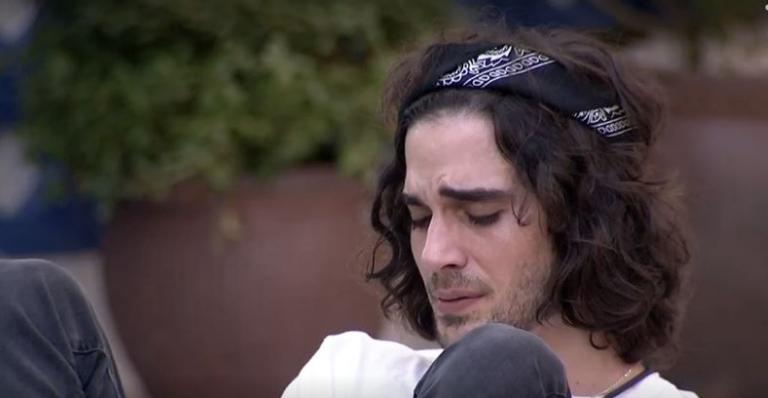 BBB21: Ao conversar com Lumena, Fiuk defende Karol: ”Uma das mulheres mais fortes da atualidade”