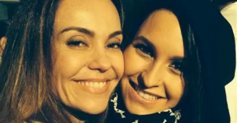 Flávia Monteiro se emociona ao falar sobre Carla Diaz no BBB21: ”Muito difícil de enxergar”