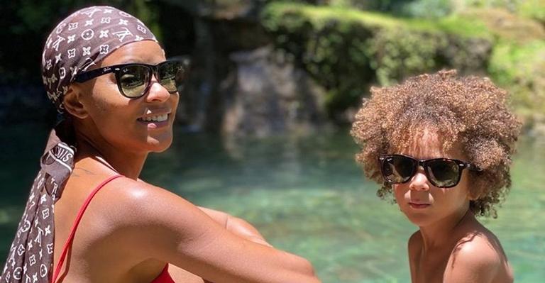 Aline Wirley desabafa sobre volta às aulas do filho e novo ciclo: ”Coração de mãe tá orgulhoso”