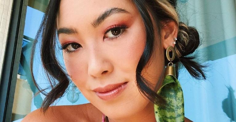Ana Hikari resgata registro do Carnaval e lamenta pelo feriado cancelado: ”Inconsolável”