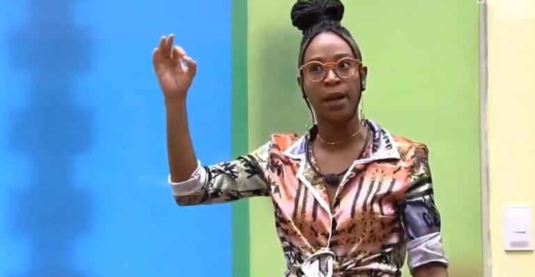BBB21: Karol Conka dá a entender que ganhou informações de fora da casa