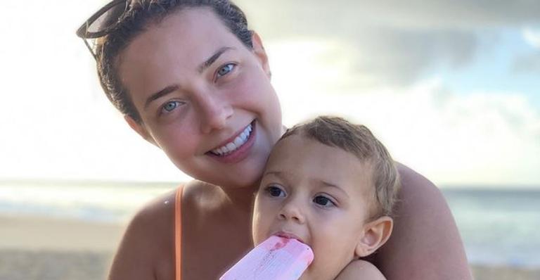 Carol Dantas derrete a web ao publicar clique fofo do filho, Valentin: ”Que coisa mais gostosa”