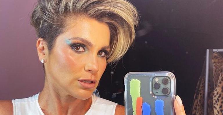 Flávia Alessandra relembra sua personagem Alzira e fãs elogiam: ”Desmitificou o pole dance”