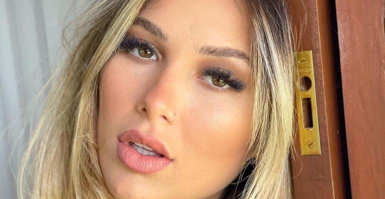 Grávida de 6 meses, Virginia Fonseca posa de biquíni em cliques belíssimos: ”Que barriga linda!”