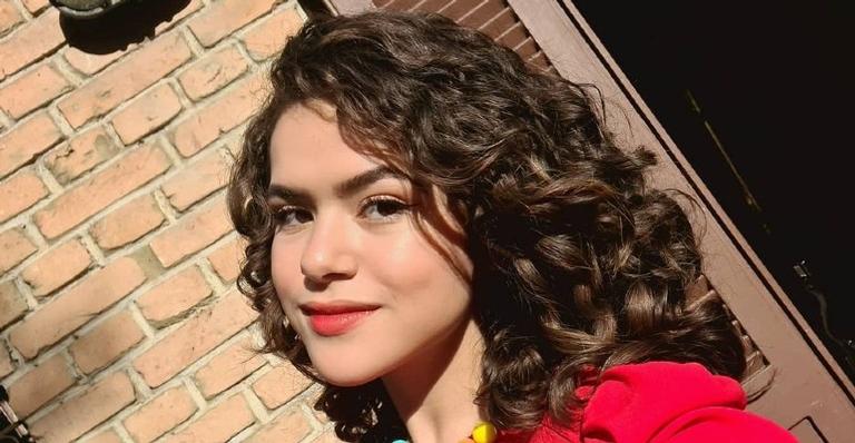 Maisa Silva anuncia sua primeira série na Netflix e dispara: ”Tô muito ansiosa!”