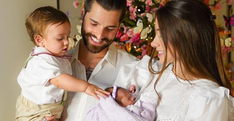 Romana Novais divide clique fofíssimo com a filha, Raika, e encanta: ”Minha abelinha!”