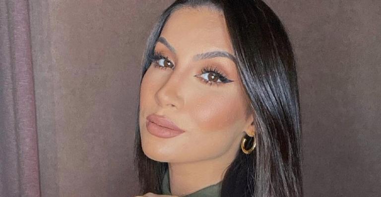 Barriguinha de Bianca Andrade começa a aparecer e ela se derrete