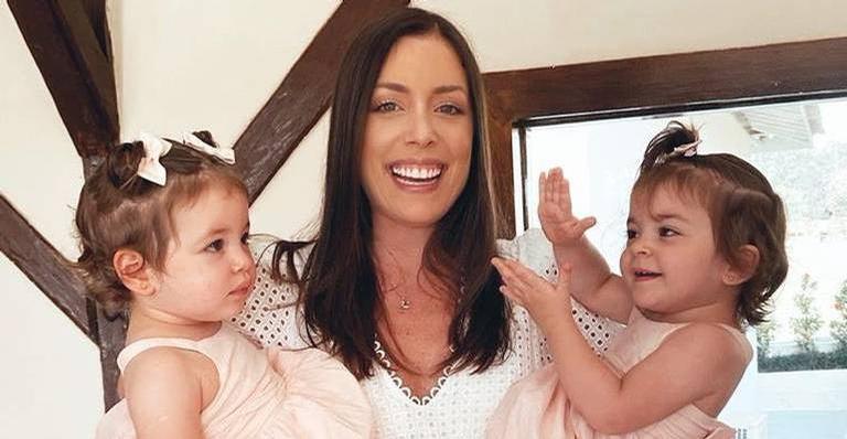 Fabiana Justus comemora os 2 anos das filhas, Chiara e Sienna: ”Minhas vidas”
