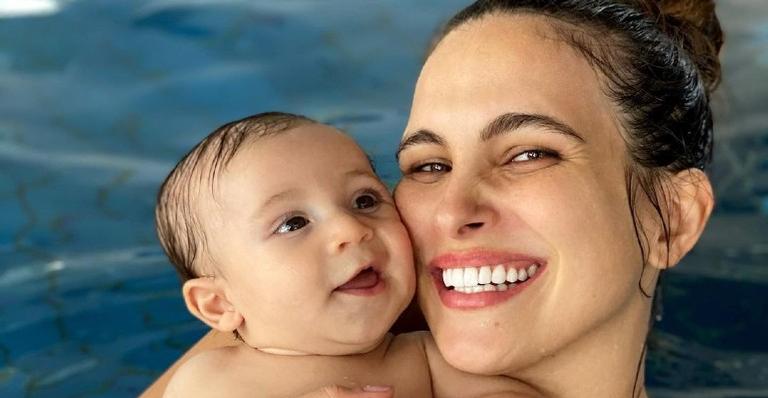 Kamilla Salgado conta como faz para manter a rotina do sono do filho