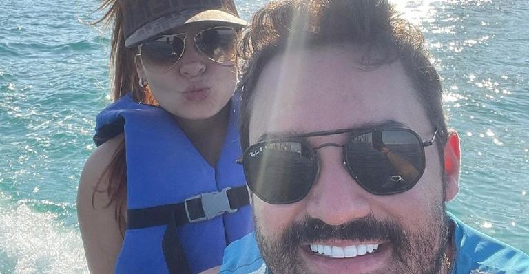 Maiara e Fernando surgem cantando juntos e web não se aguenta