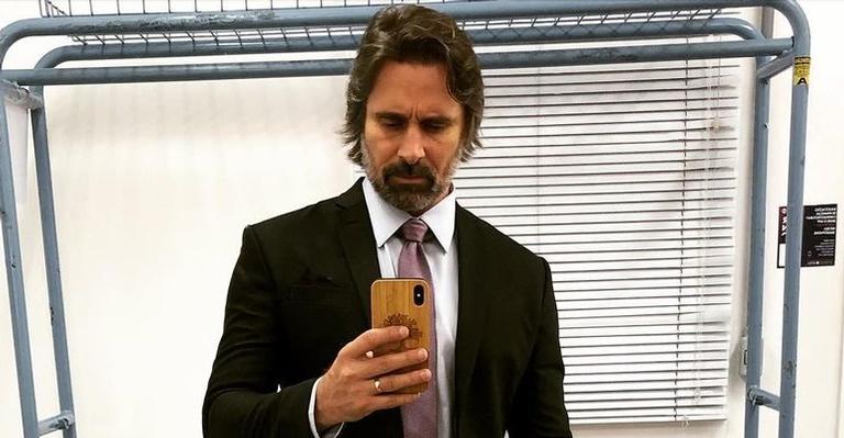 Murilo Rosa manda recado carinhoso para Camilla De Lucas e faz rima para Nego Di