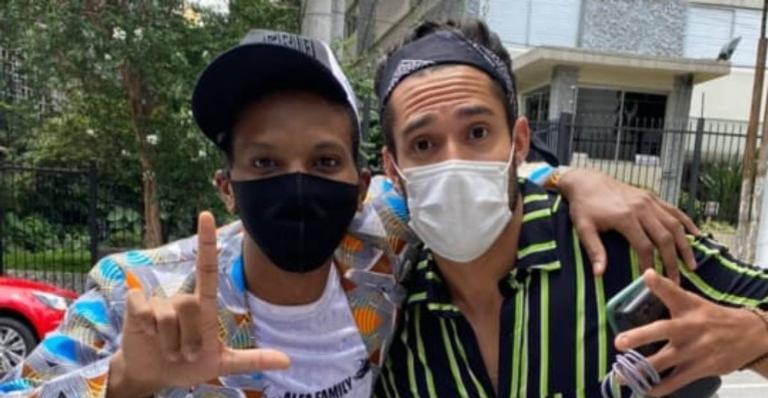 Lucas Penteado e Arcrebiano se encontram após BBB21: ”Foi muito importante pra mim lá dentro”