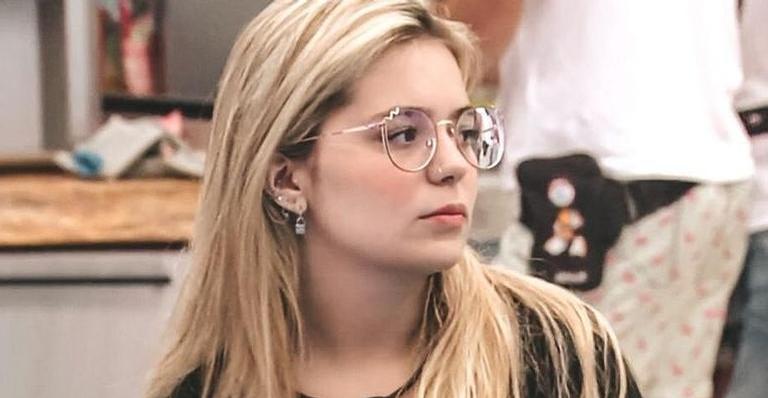 BBB21: Viih Tube se descuida no quarto e mostra demais: “Paguei peitinho pela décima vez!”